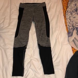 xs grey & black champion leggings